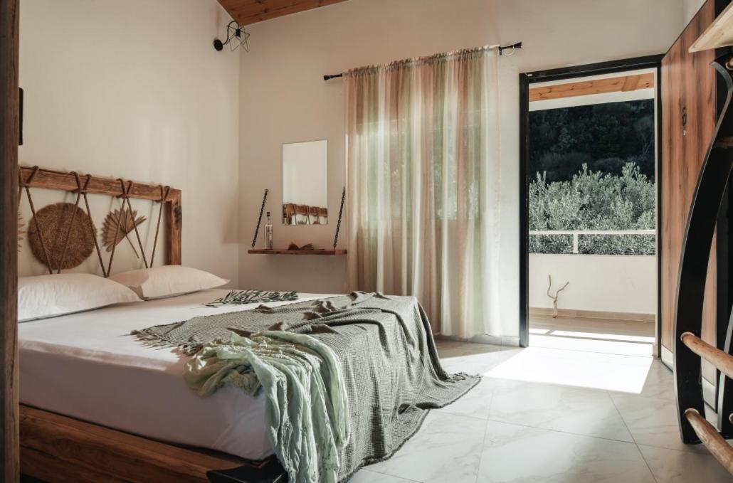 Simon King Apartment Vourvourou Exterior foto