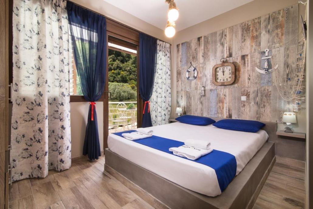 Simon King Apartment Vourvourou Exterior foto