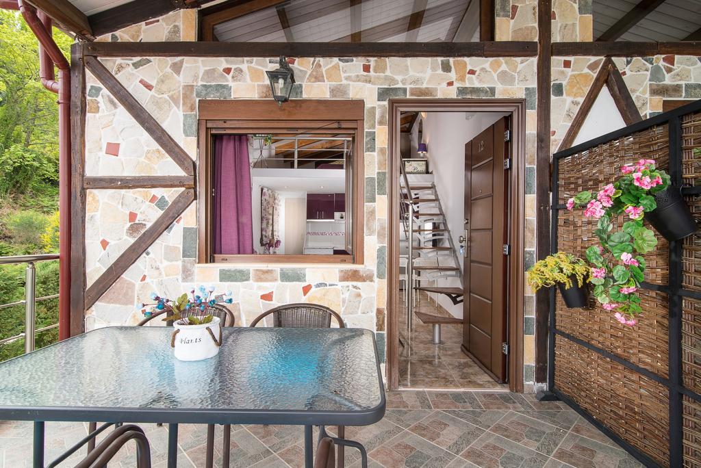 Simon King Apartment Vourvourou Exterior foto